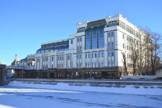 Владельцы московских апартаментов проголосовали за постоянную регистрацию и снижение «коммуналки»