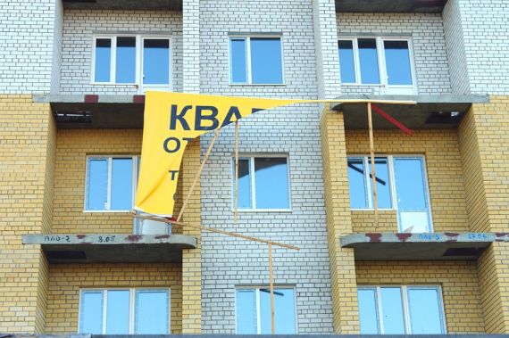 Обманутыми дольщиками в Подмосковье признали более 800 человек