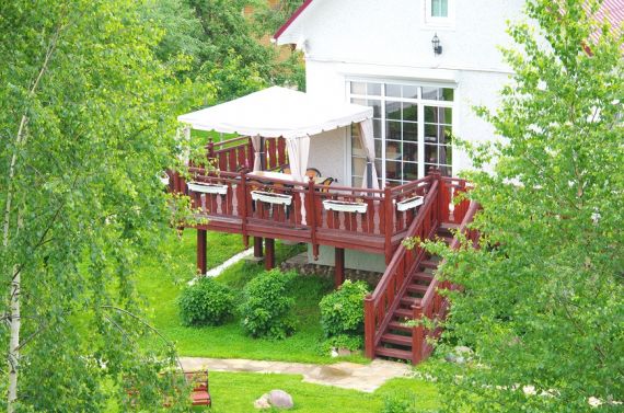 Аренда дачных домов под Москвой подешевела на 30-40%