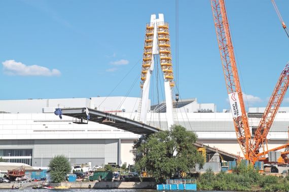 Жители Красногорска смогут добраться до ближайшего метро, перейдя через реку