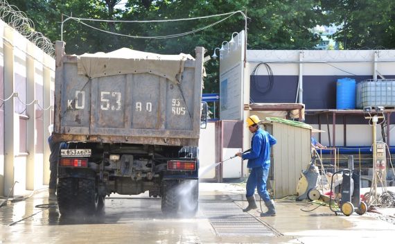 Строителей оштрафовали за грязь на дорогах
