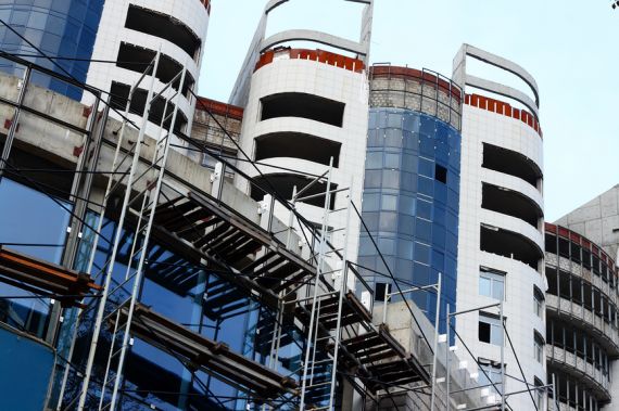 Объем продаж элитных новостроек Москвы увеличился летом 2015 года на 37%