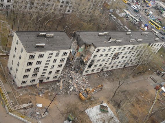 Областные власти продолжат расселять аварийное жилье, несмотря на экономическую ситуацию