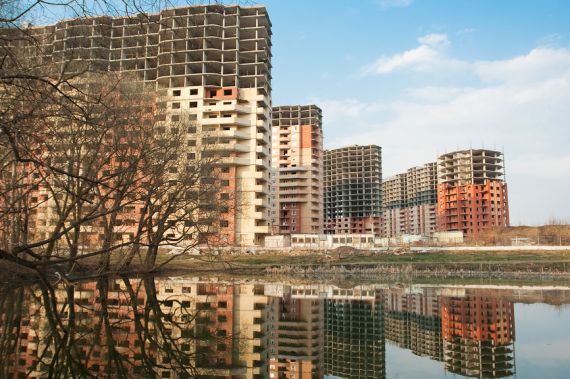В 2015 году в Новой Москве остановилось примерно 5-7% строек