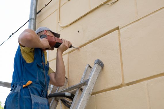 Рекомендованный Минстроем взнос за капремонт составляет 7,7 руб. за кв. м