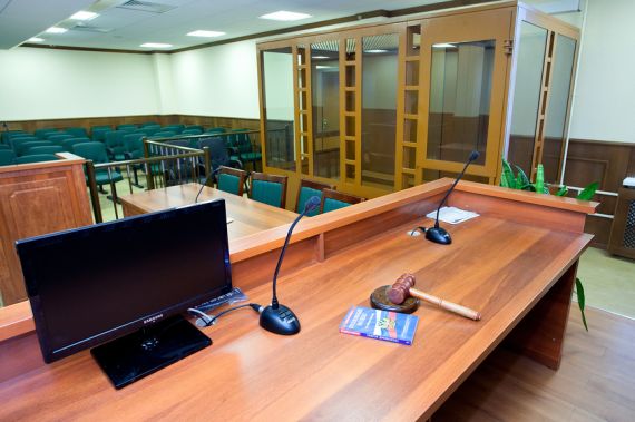 Риэлтор потратил деньги клиентов на отдых в Таиланде и азартные игры