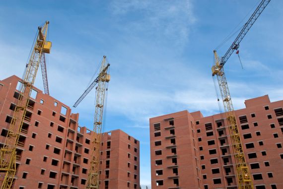 Современное строительство нередко идет без участия архитектора