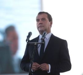 Обвал ипотечного рынка нанесет двойной удар строительной отрасли – Медведев