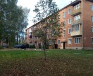 2-комнатная квартира площадью 40 кв.м, улица Микрорайон, 3 | цена 1 500 000 руб. | www.metrprice.ru