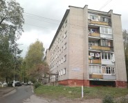 3-комнатная квартира площадью 63 кв.м, Южный проспект, 7к5 | цена 3 250 000 руб. | www.metrprice.ru