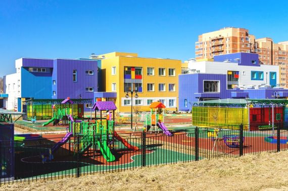 В этом году в Подмосковье построят почти 180 новых детских садов