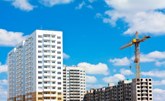 В Москве строится 80 панельных домов новых серий