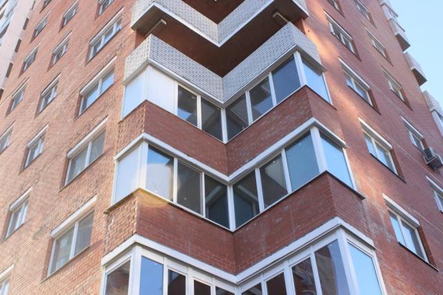 Продается двушка находится заречная ул. , 31, метро, в жк "д.