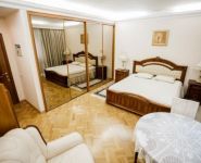 4-комнатная квартира площадью 150 кв.м, Банный переулок, 3 | цена 67 900 000 руб. | www.metrprice.ru