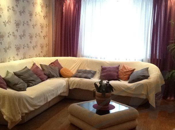 Предлагается четырешка по адресу заповедная ул. , 18к3, м.. .
