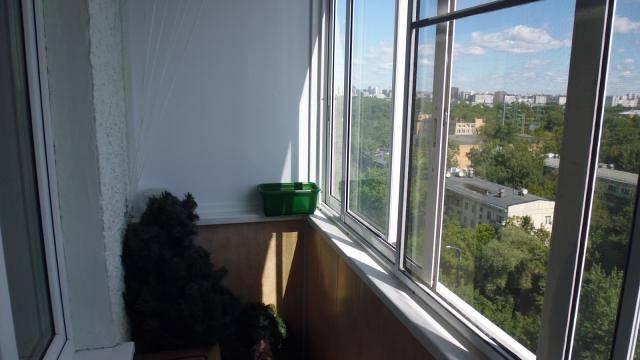 Продается двухкомнатная квартира по адресу нарвская ул. , 11.