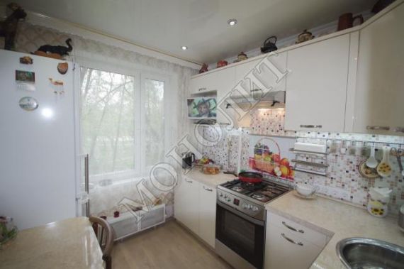 Продается однушка находится красный казанец ул. , 3к1, метро.